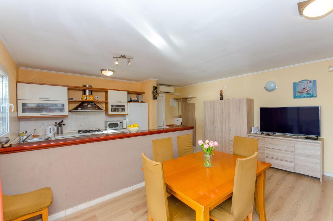 Apartments Ivan Prizba Ngoại thất bức ảnh